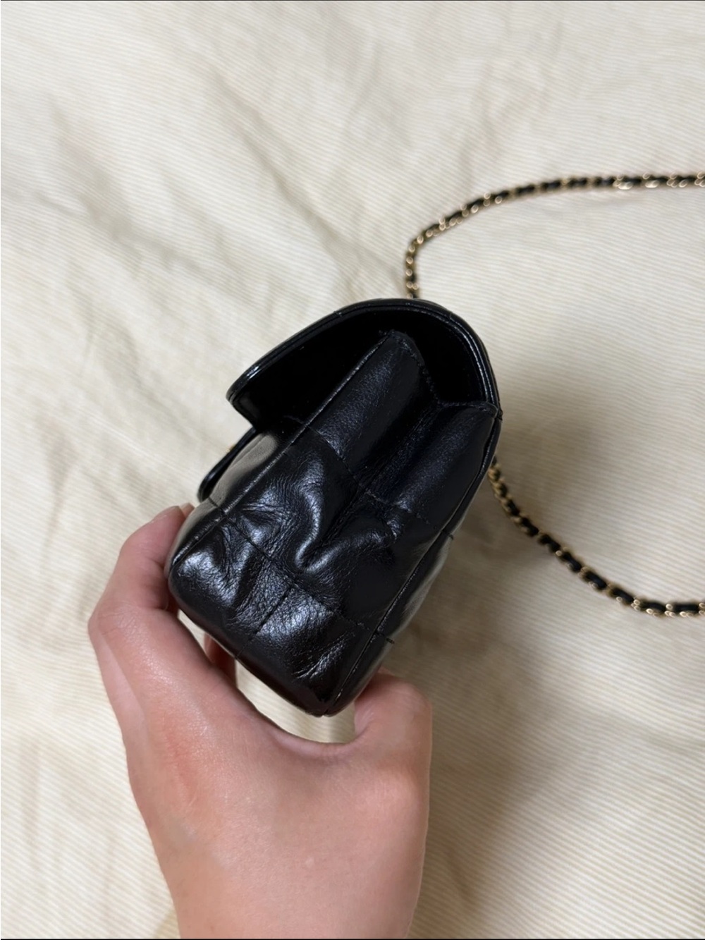 Chanel Vintage Black Lambskin Chain Shoulder Crossbody Bag - Picture 6 of 9
